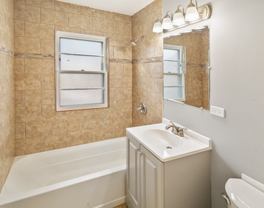 17306 Holmes Avenue - Photo Thumbnail 13