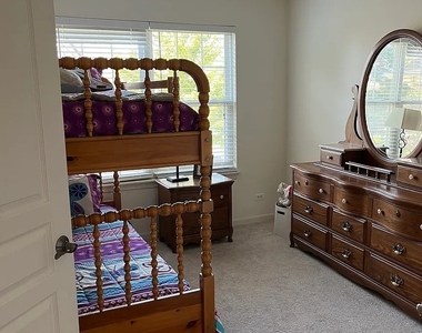 1290 Derry Lane - Photo Thumbnail 6