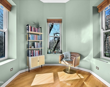 4545 S Drexel Boulevard - Photo Thumbnail 9