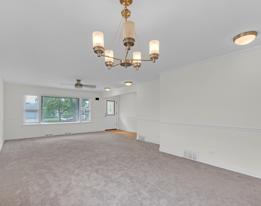 5018 Dobson Street - Photo Thumbnail 6