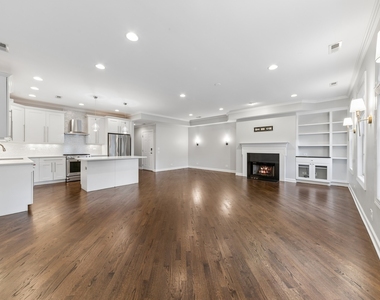 953 W Montana Street - Photo Thumbnail 2