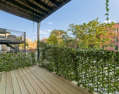953 W Montana Street - Photo Thumbnail 12