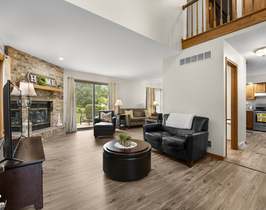 306 Grande Drive - Photo Thumbnail 7