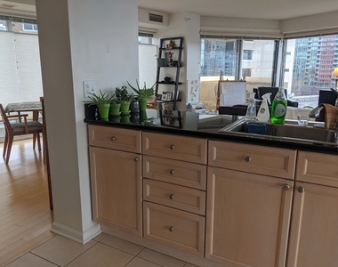 1720 Maple Avenue - Photo Thumbnail 6