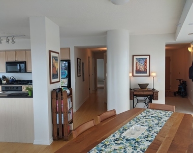 1720 Maple Avenue - Photo Thumbnail 7