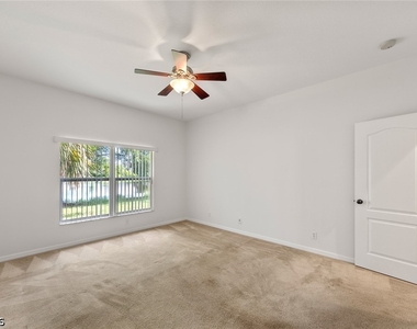 2410 Verdmont Court - Photo Thumbnail 15