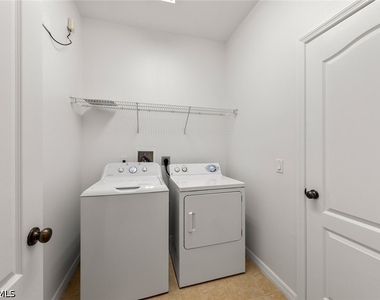 2410 Verdmont Court - Photo Thumbnail 24