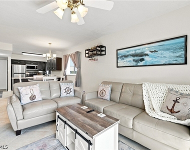 8135 Country Road - Photo Thumbnail 7
