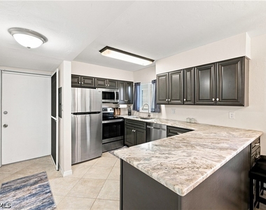 8135 Country Road - Photo Thumbnail 1