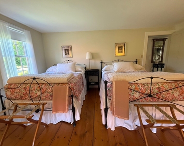 8 Spring Hill - Photo Thumbnail 23