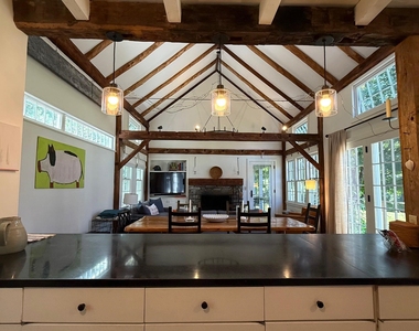 8 Spring Hill - Photo Thumbnail 10