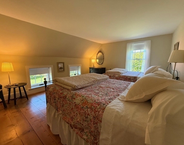 8 Spring Hill - Photo Thumbnail 25
