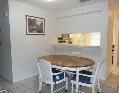 11300 Caravel Circle - Photo Thumbnail 5