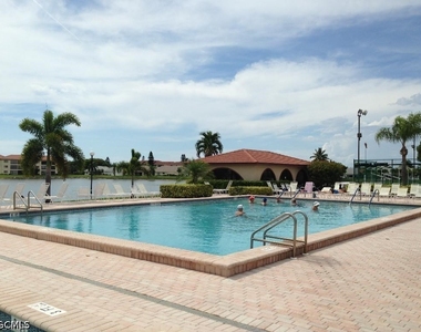 11110 Caravel Circle - Photo Thumbnail 26
