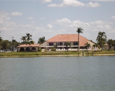 11110 Caravel Circle - Photo Thumbnail 21