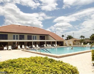 11110 Caravel Circle - Photo Thumbnail 25