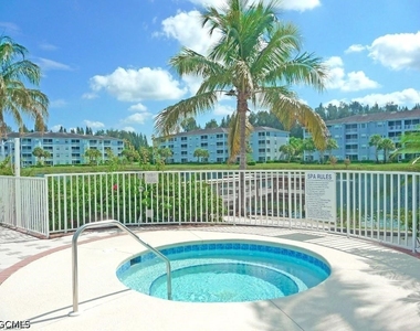 16645 Lake Circle Drive - Photo Thumbnail 8