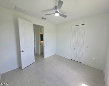 710 Godwid Avenue S - Photo Thumbnail 9