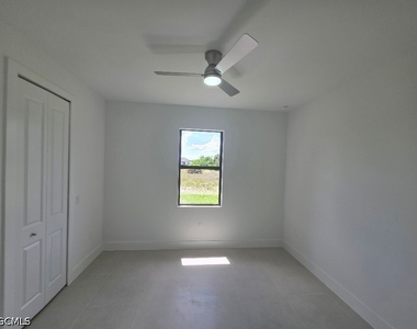 710 Godwid Avenue S - Photo Thumbnail 8
