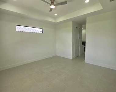 710 Godwid Avenue S - Photo Thumbnail 13