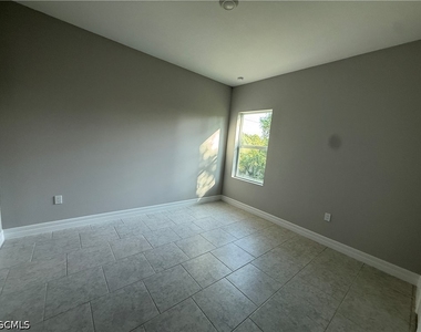 1026 Grant Boulevard - Photo Thumbnail 19