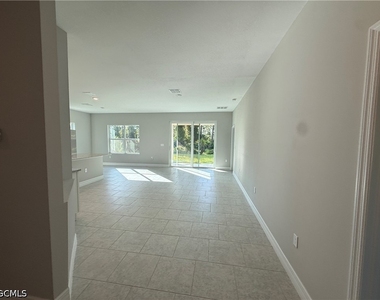 1026 Grant Boulevard - Photo Thumbnail 6