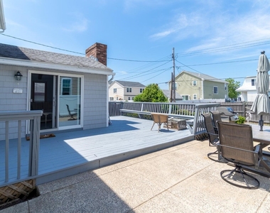 545 Hudson - Photo Thumbnail 2