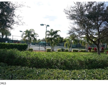 8986 Greenwich Hills Way - Photo Thumbnail 20
