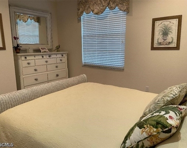 8986 Greenwich Hills Way - Photo Thumbnail 13