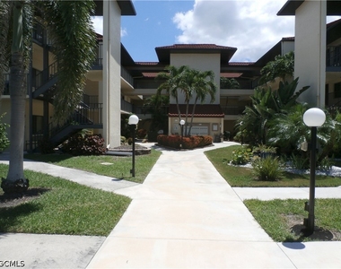 11140 Caravel Circle - Photo Thumbnail 1