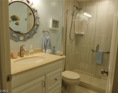 11140 Caravel Circle - Photo Thumbnail 12