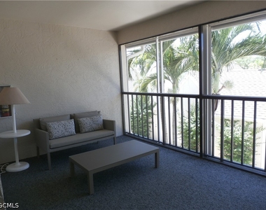 16301 Kelly Woods Drive - Photo Thumbnail 2