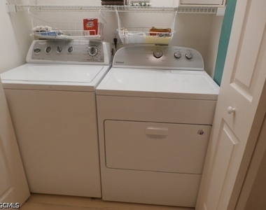 16301 Kelly Woods Drive - Photo Thumbnail 15