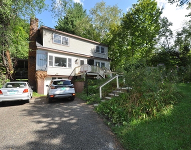 293 Barnumville - Photo Thumbnail 1