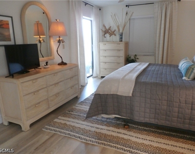 16470 Kelly Cove Drive - Photo Thumbnail 10