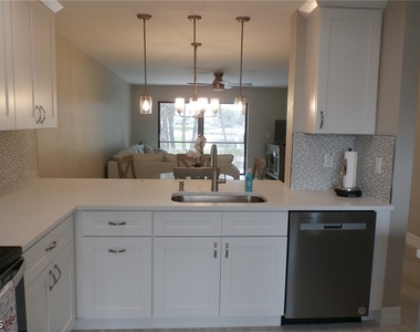 12621 Kelly Sands Way - Photo Thumbnail 6