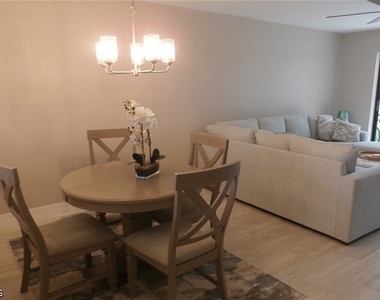 12621 Kelly Sands Way - Photo Thumbnail 9