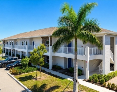 3303 Sw 8th Place - Photo Thumbnail 17