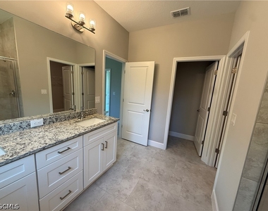 232 Bell Boulevard S - Photo Thumbnail 11