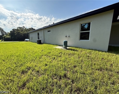 232 Bell Boulevard S - Photo Thumbnail 23