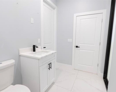 4703 Elva Avenue S - Photo Thumbnail 5