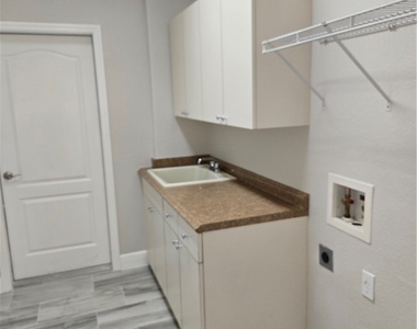 3620 Nw 3rd Terrace - Photo Thumbnail 24