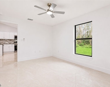 640 Lydia Street - Photo Thumbnail 13