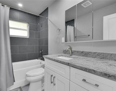 2413 Dover Avenue - Photo Thumbnail 17