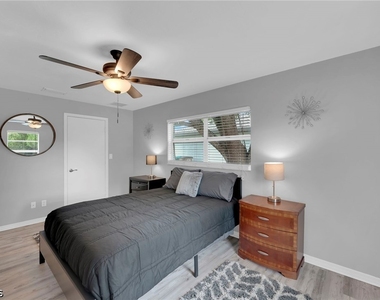 2506 Se 8th Avenue - Photo Thumbnail 16