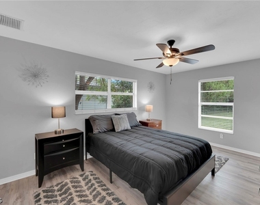 2506 Se 8th Avenue - Photo Thumbnail 15
