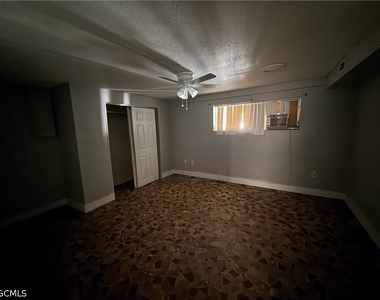 3955 Seminole Avenue - Photo Thumbnail 13