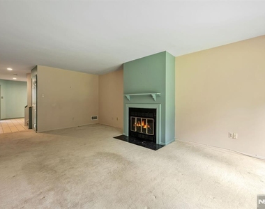 43 Forsgate - Photo Thumbnail 7