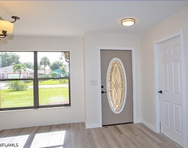 4053 Seaoats Lane - Photo Thumbnail 2