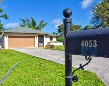 4053 Seaoats Lane - Photo Thumbnail 10